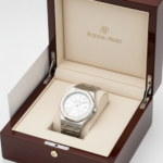 Audemars Piguet Royal Oak Selfwinding Men's Watch - Image 2