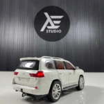 Lexus LX570 - Image 4